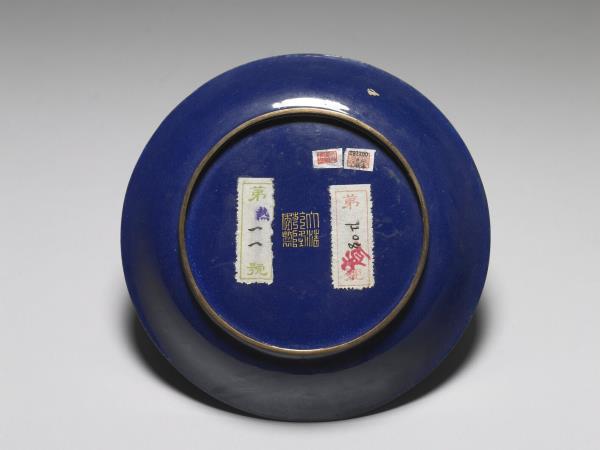 銅胎畫琺瑯三羊開泰圖盤