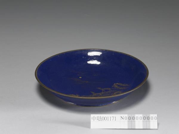 銅胎畫琺瑯三羊開泰圖盤