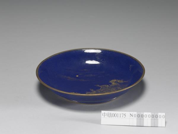 銅胎畫琺瑯三羊開泰圖盤