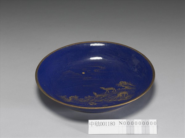 銅胎畫琺瑯三羊開泰圖盤