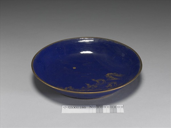 銅胎畫琺瑯三羊開泰圖盤