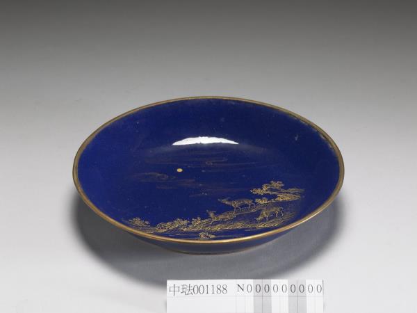 銅胎畫琺瑯三羊開泰圖盤