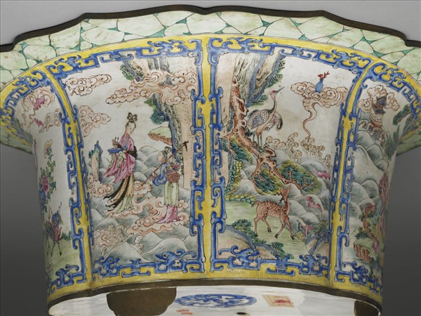 銅胎畫琺瑯開光福壽圖花盆