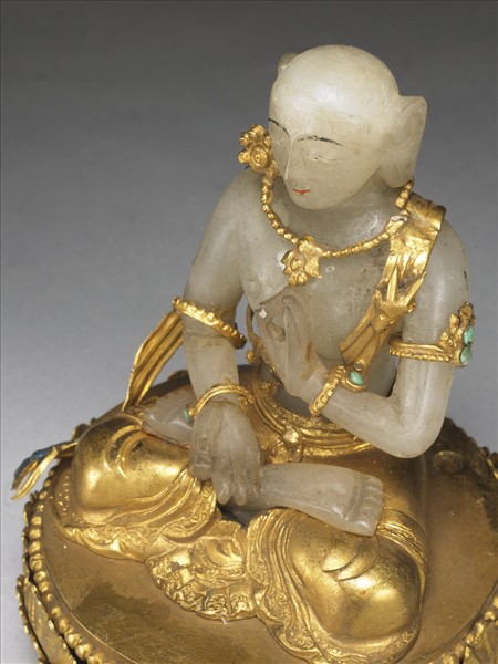 金嵌珊瑚阿彌陀佛三尊像（觀世音菩薩）