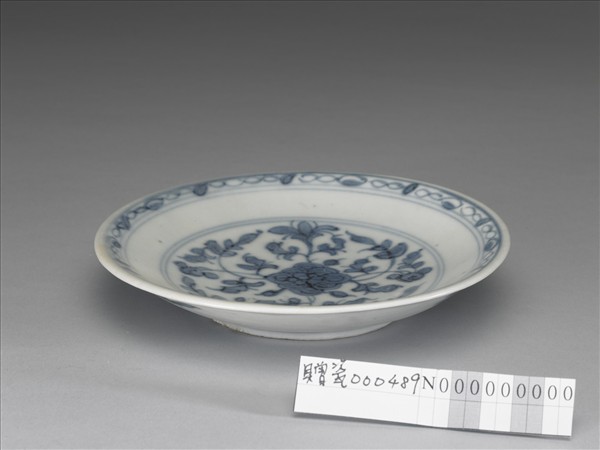 青花花卉紋盤