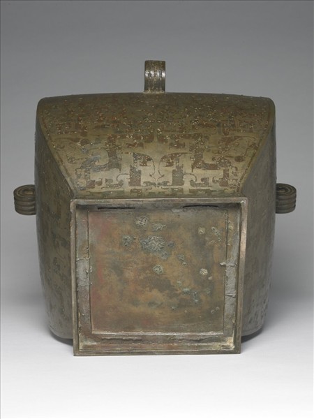 嵌紅銅夔鳥紋方罍