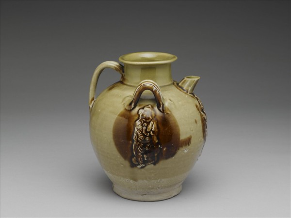長沙窯 黃釉綠褐彩人物貼花水注