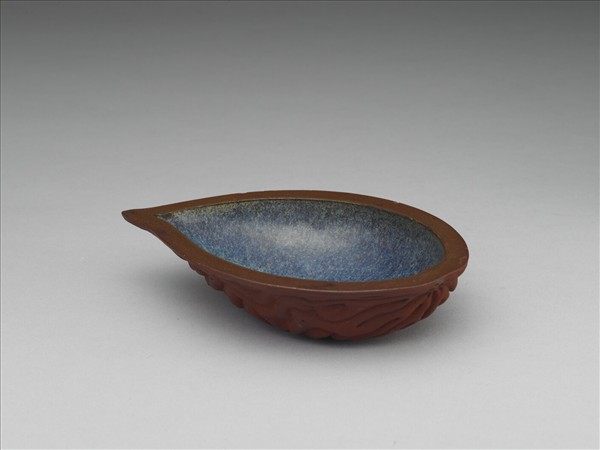 紫砂鈞釉蟠桃核筆洗