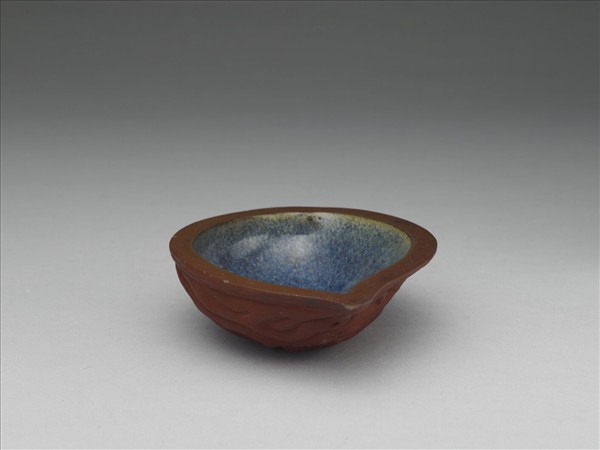 紫砂鈞釉蟠桃核筆洗