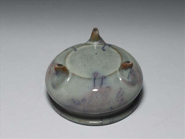 鈞窯 青釉紫斑三足爐