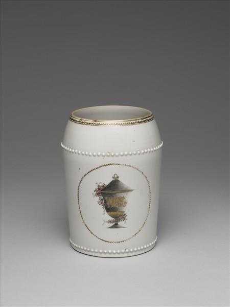 粉彩描金花卉紋把杯