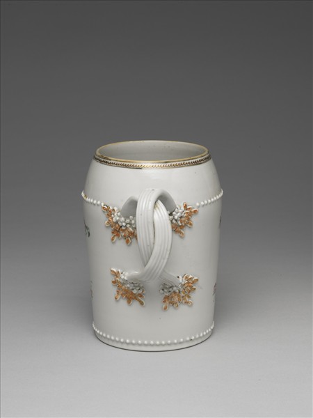 粉彩描金花卉紋把杯