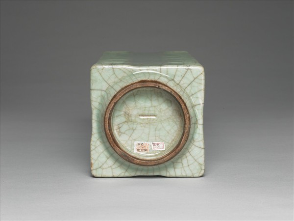 官窯 翠青琮式瓶