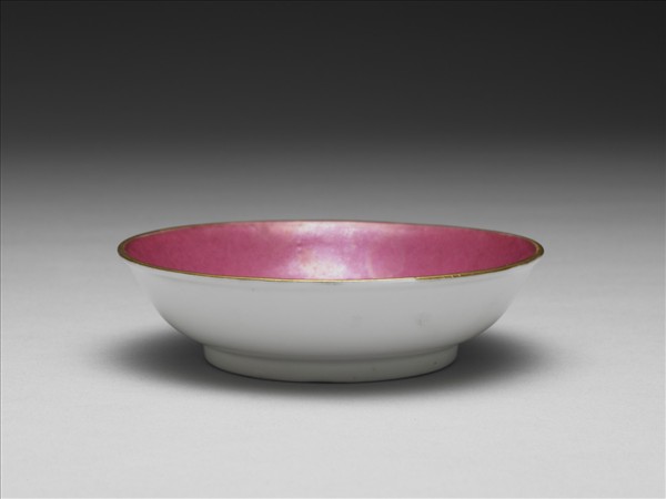 胭脂紅釉碟