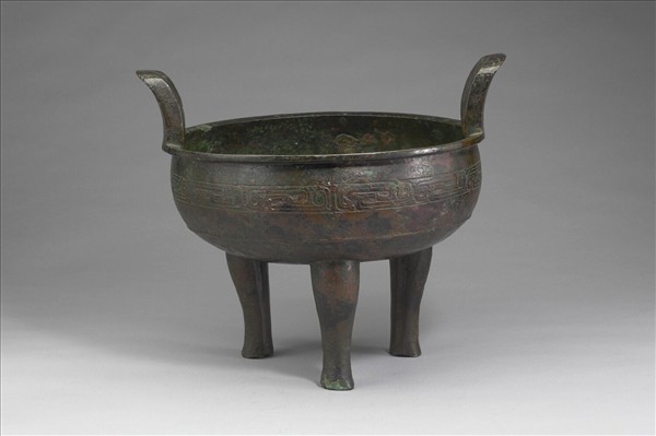 竊曲紋鼎