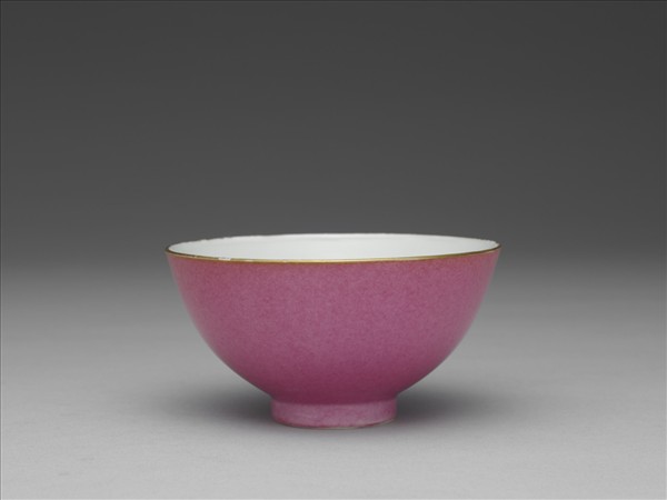 胭脂紅釉碗