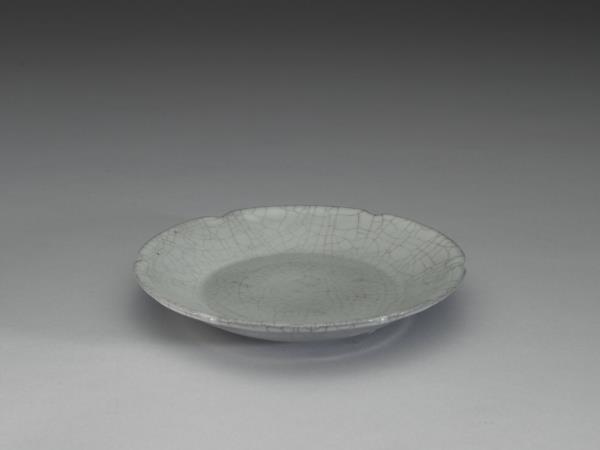 官窯 青瓷葵口碟