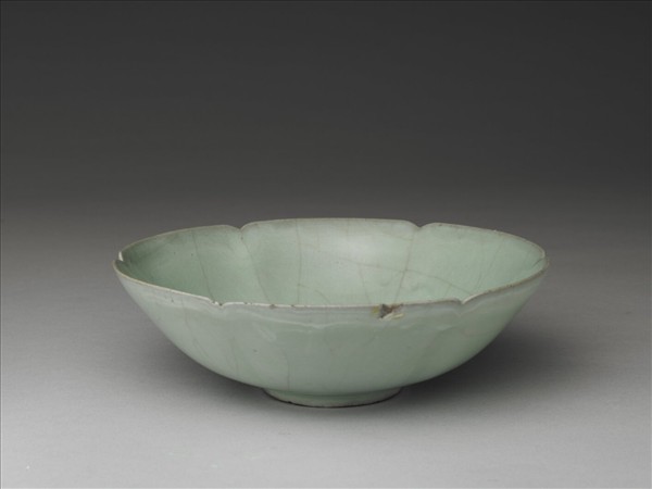 官窯 青瓷葵口碗