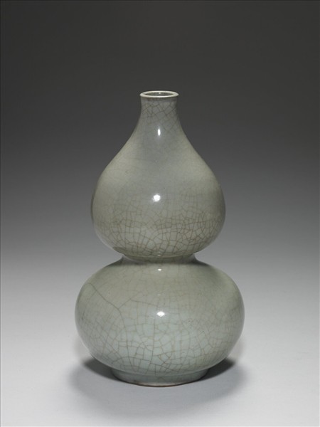 官窯型青瓷葫蘆瓶