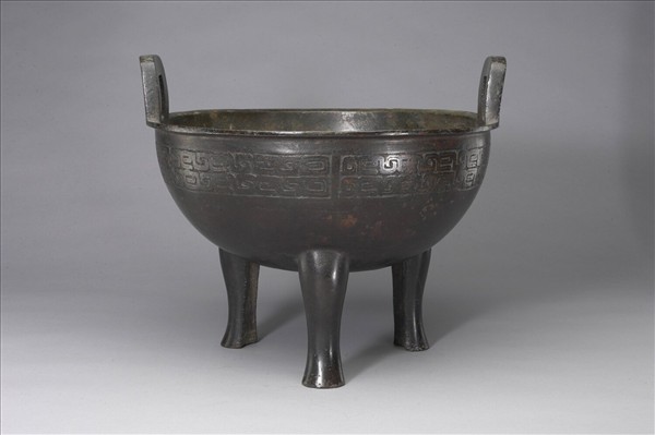 竊曲紋鼎