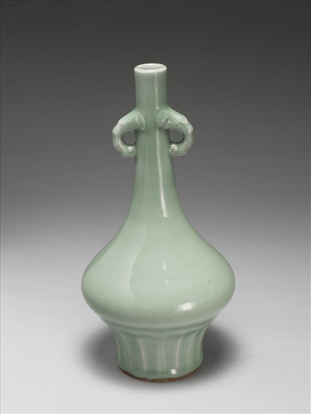 青瓷象耳長頸瓶