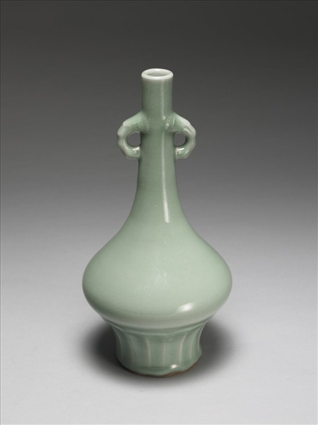 青瓷象耳長頸瓶