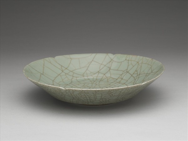 官窯 青瓷葵口盤