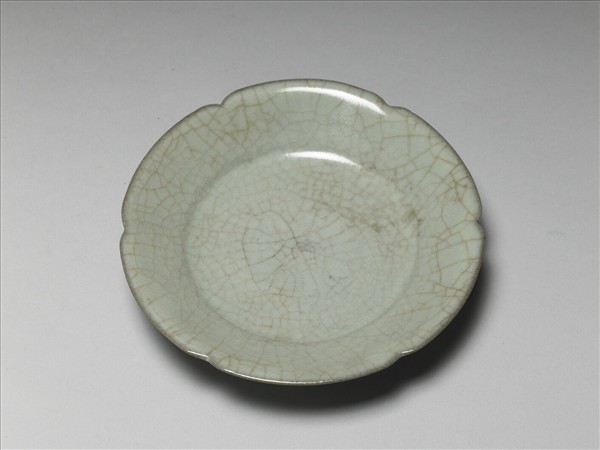 官窯 青瓷葵口碟