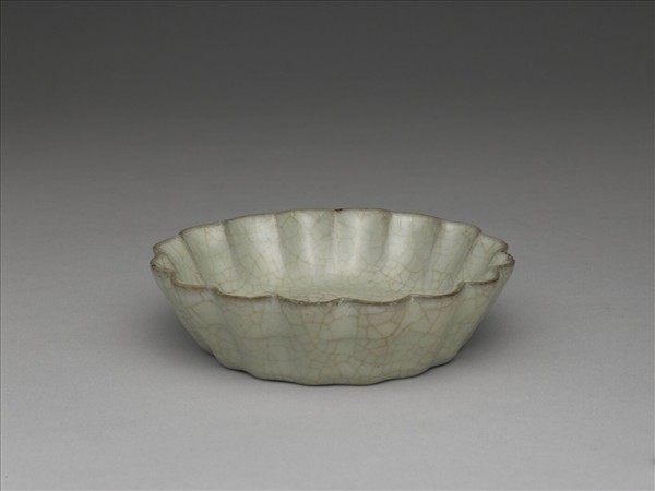 官窯 青瓷花式洗