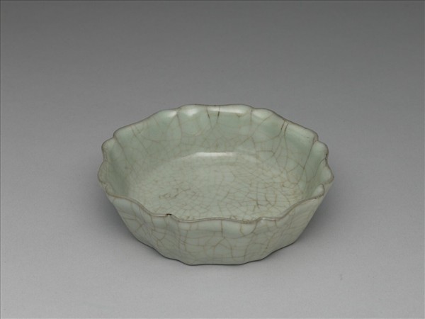 官窯 青瓷花式洗