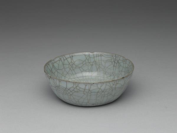 官窯 青瓷葵口洗