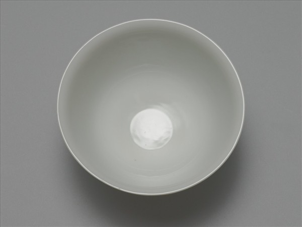 甜白暗花雙龍紋茶鍾