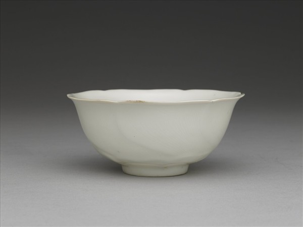 甜白暗花葵花式茶鍾