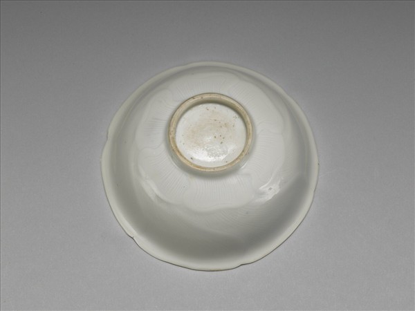 甜白暗花葵花式茶鍾