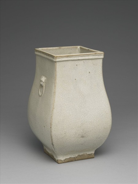 石灣窯 白瓷獸環鈁