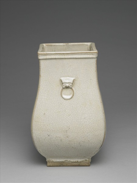 石灣窯 白瓷獸環鈁