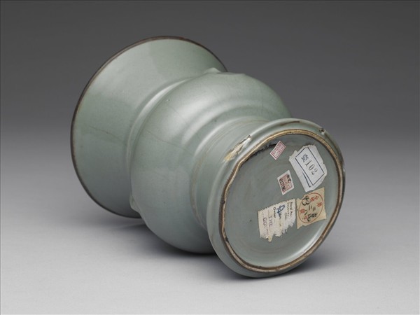 餘杭窯 青瓷三羊尊