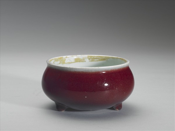 郎窯 寶石紅三足圓爐