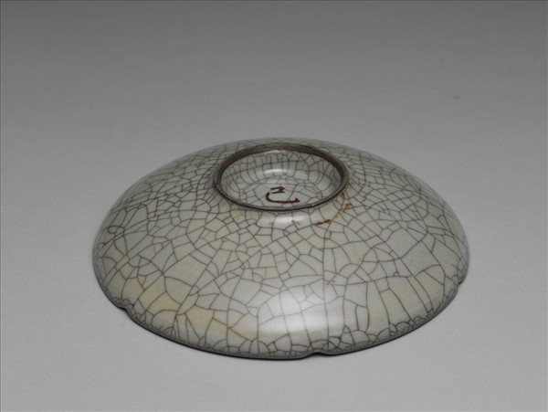 哥窯 青瓷葵口碟