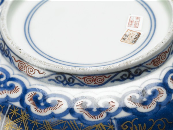 日本 有田窯 青花五彩描金團花紋碗 