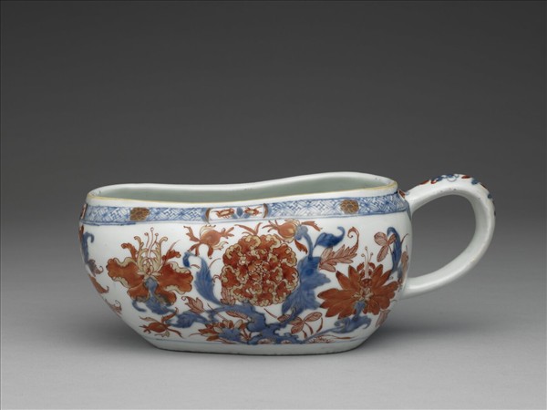 青花描紅花卉紋匜