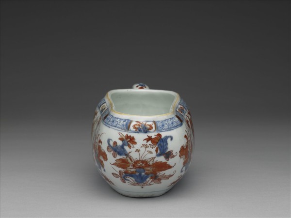 青花描紅花卉紋匜