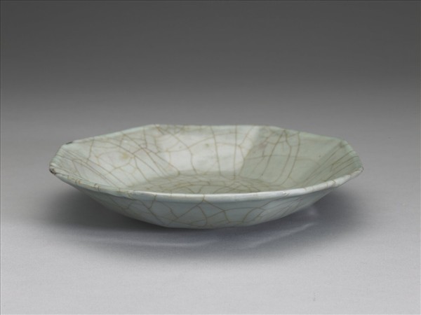 南宋官窯 青瓷八方盤