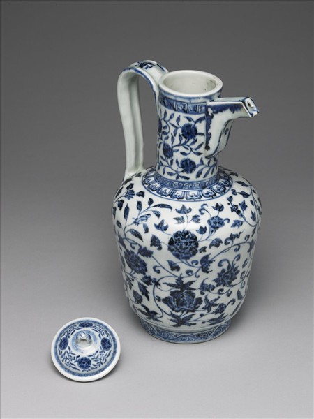 青花花卉紋執壺