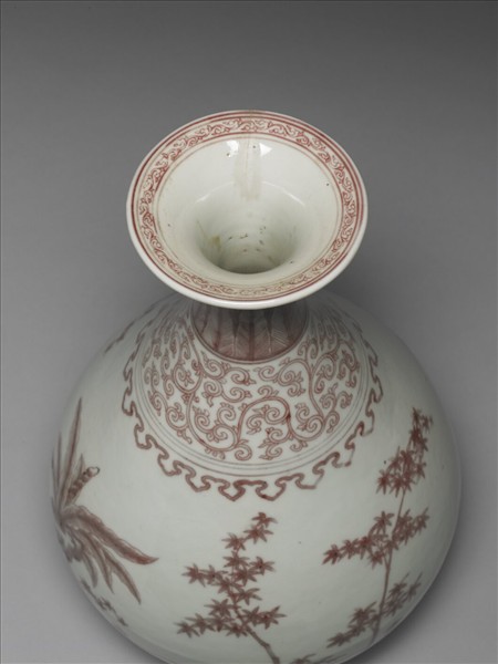 釉裡紅三友圖玉壺春瓶