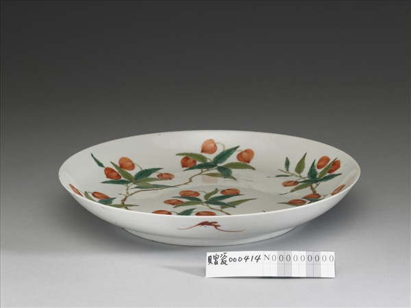 五彩折枝桃實盤