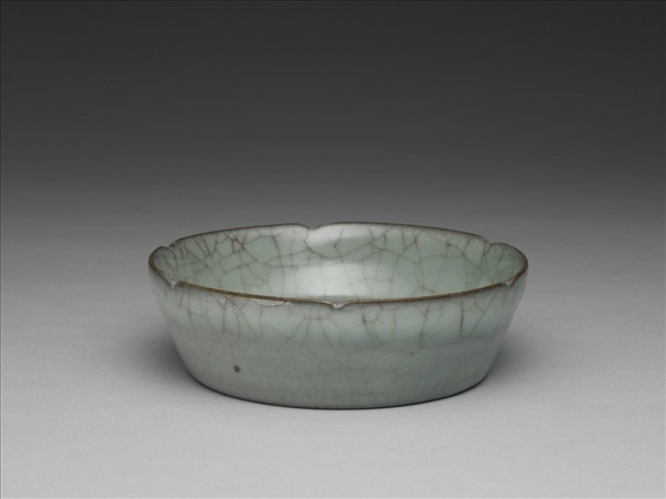 官窯 青瓷葵口洗