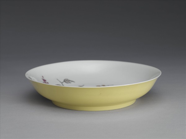 琺瑯彩三秀圖盤