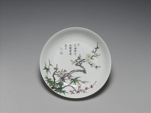 琺瑯彩黃地梅竹先春圖盤