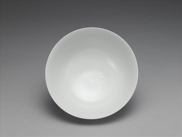 琺瑯彩瓷茶梅十二喜碗